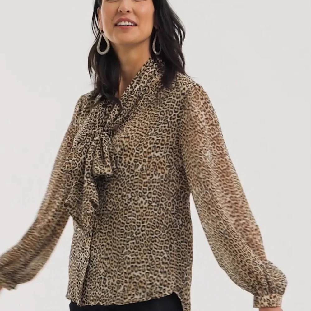 Chico’s Leopard Print Bow Tie Blouse Large - Picture 2 of 13